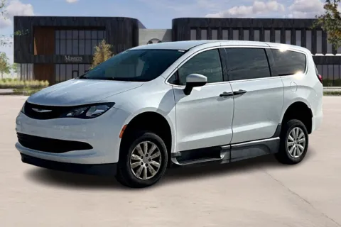 Another view of 2020 Chrysler VOYAGER for sale in Kansas City, MO at Master's Transportation - Kansas City