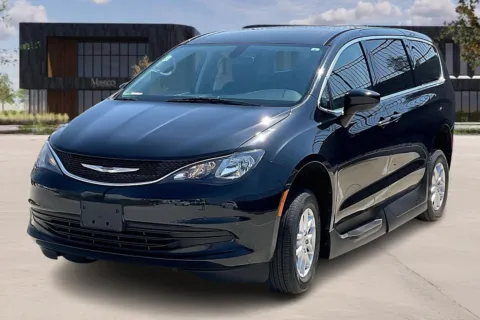 Another view of 2020 Chrysler VOYAGER for sale in Kansas City, MO at Master's Transportation - Kansas City