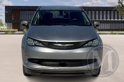 Photos of 2021 Chrysler Voyager LX for sale in Kansas City, MO at Master's Transportation - Kansas City