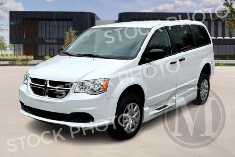 Another view of 2019 Dodge Grand Caravan for sale in Kansas City, MO at Master's Transportation - Kansas City