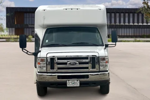 Photos of 2019 Ford E450 for sale in Kansas City, MO at Master's Transportation - Kansas City