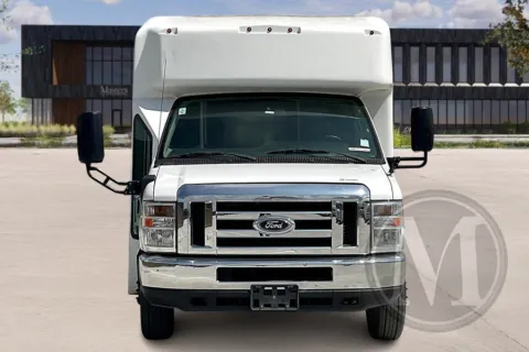 Photos of 2019 Ford E450 for sale in Kansas City, MO at Master's Transportation - Kansas City