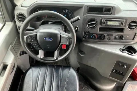 More photos of 2022 Ford E350 at Master's Transportation - Kansas City, MO