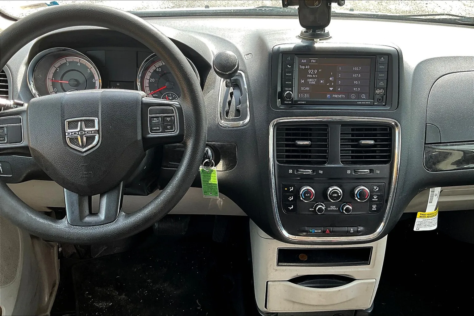 Used 2018 Dodge Grand Caravan SE with VIN 2C7WDGBG7JR363519 for sale in Kansas City