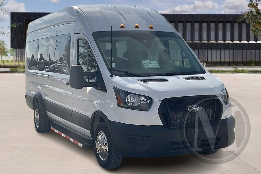 White 2022 Ford Transit for sale in Kansas City, MO