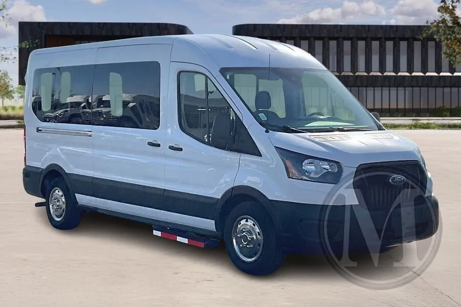 White 2024 Ford Transit for sale in Kansas City, MO
