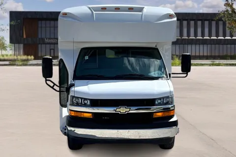 Photos of 2024 Chevrolet 3500 for sale in Kansas City, MO at Master's Transportation - Kansas City