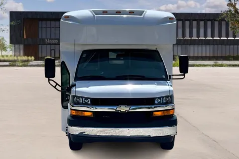 Photos of 2024 Chevrolet 3500 for sale in Kansas City, MO at Master's Transportation - Kansas City
