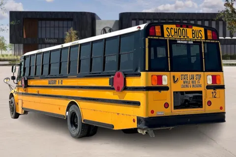 More photos of 2010 Freightliner SAFTLINER at Master's Transportation - Kansas City, MO