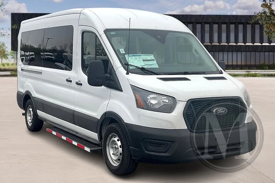 White 2024 Ford Transit for sale in Kansas City, MO