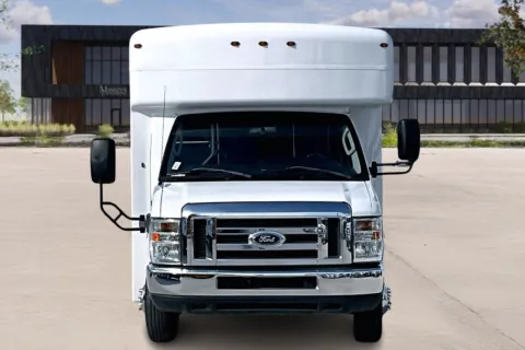 Photos of 2017 Ford E450 for sale in Kansas City, MO at Master's Transportation - Kansas City
