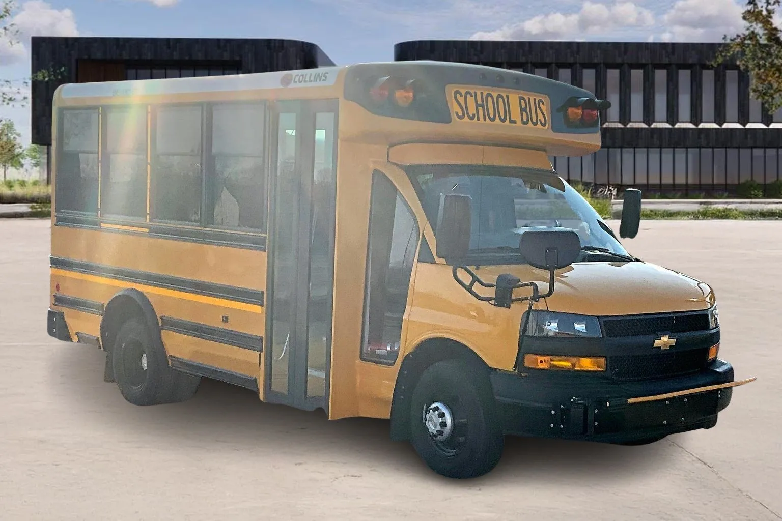 2025 Chevrolet Express Cutaway Base's photo
