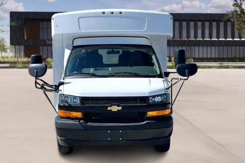 Photos of 2025 Chevrolet 3500 for sale in Kansas City, MO at Master's Transportation - Kansas City