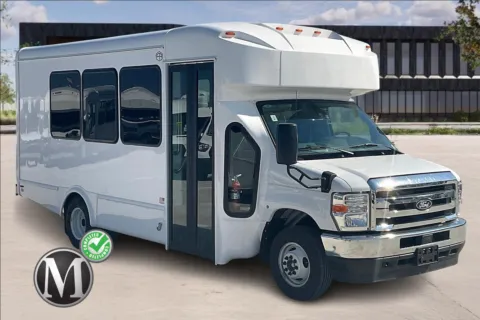 White 2026 Ford E450 for sale in Kansas City, MO