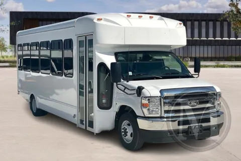 White 2026 Ford E450 for sale in Kansas City, MO