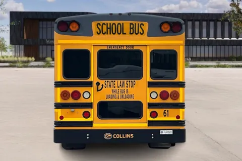 More photos of 2017 Chevrolet 4500 at Master's Transportation - Kansas City, MO