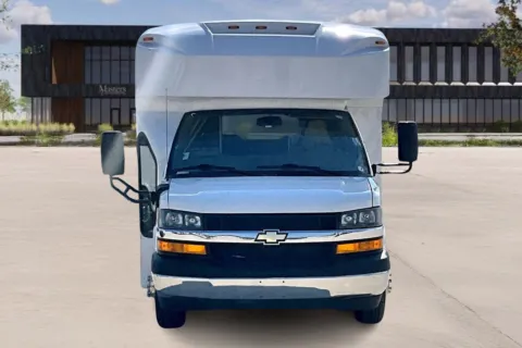 Photos of 2022 Chevrolet 3500 for sale in Kansas City, MO at Master's Transportation - Kansas City