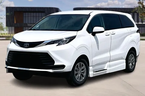 Another view of 2022 Toyota SIENNA for sale in Kansas City, MO at Master's Transportation - Kansas City