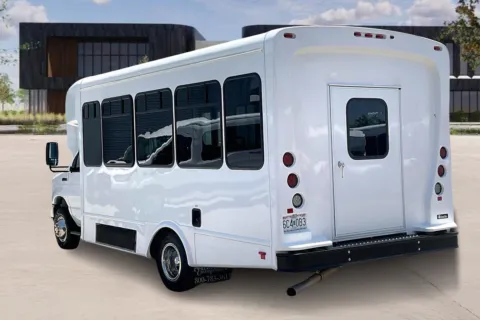 More photos of 2023 Ford E450 at Master's Transportation - Kansas City, MO