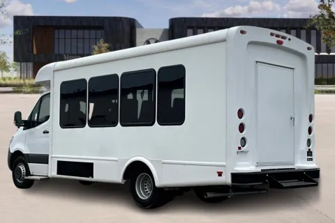 More photos of 2021 Freightliner Sprinter at Master's Transportation - Kansas City, MO