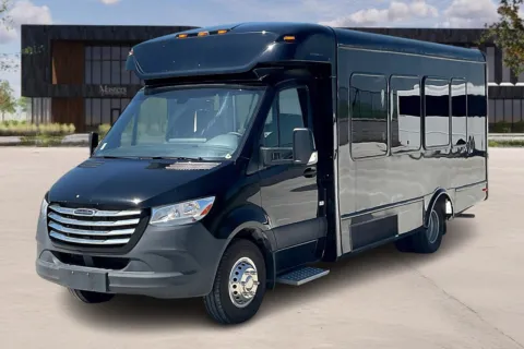 Another view of 2021 Freightliner Sprinter 3500XD for sale in Kansas City, MO at Master's Transportation - Kansas City