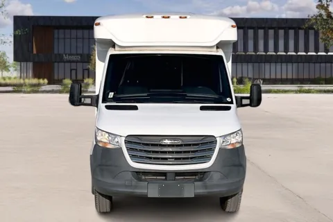 Photos of 2021 Freightliner Sprinter 3500XD for sale in Kansas City, MO at Master's Transportation - Kansas City