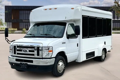 Photos of 2022 Ford E350 for sale in Kansas City, MO at Master's Transportation - Kansas City