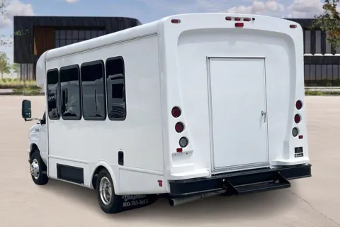 More photos of 2023 Ford E450 at Master's Transportation - Kansas City, MO