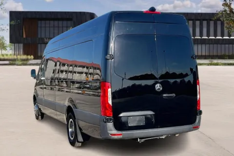 More photos of 2019 Mercedes Benz Sprinter at Master's Transportation - Kansas City, MO