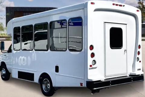 More photos of 2026 Ford E450 at Master's Transportation - Kansas City, MO