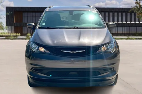 Photos of 2021 Chrysler VOYAGER LXi for sale in Kansas City, MO at Master's Transportation - Kansas City