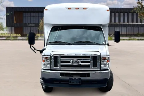 Photos of 2022 Ford E350 for sale in Kansas City, MO at Master's Transportation - Kansas City