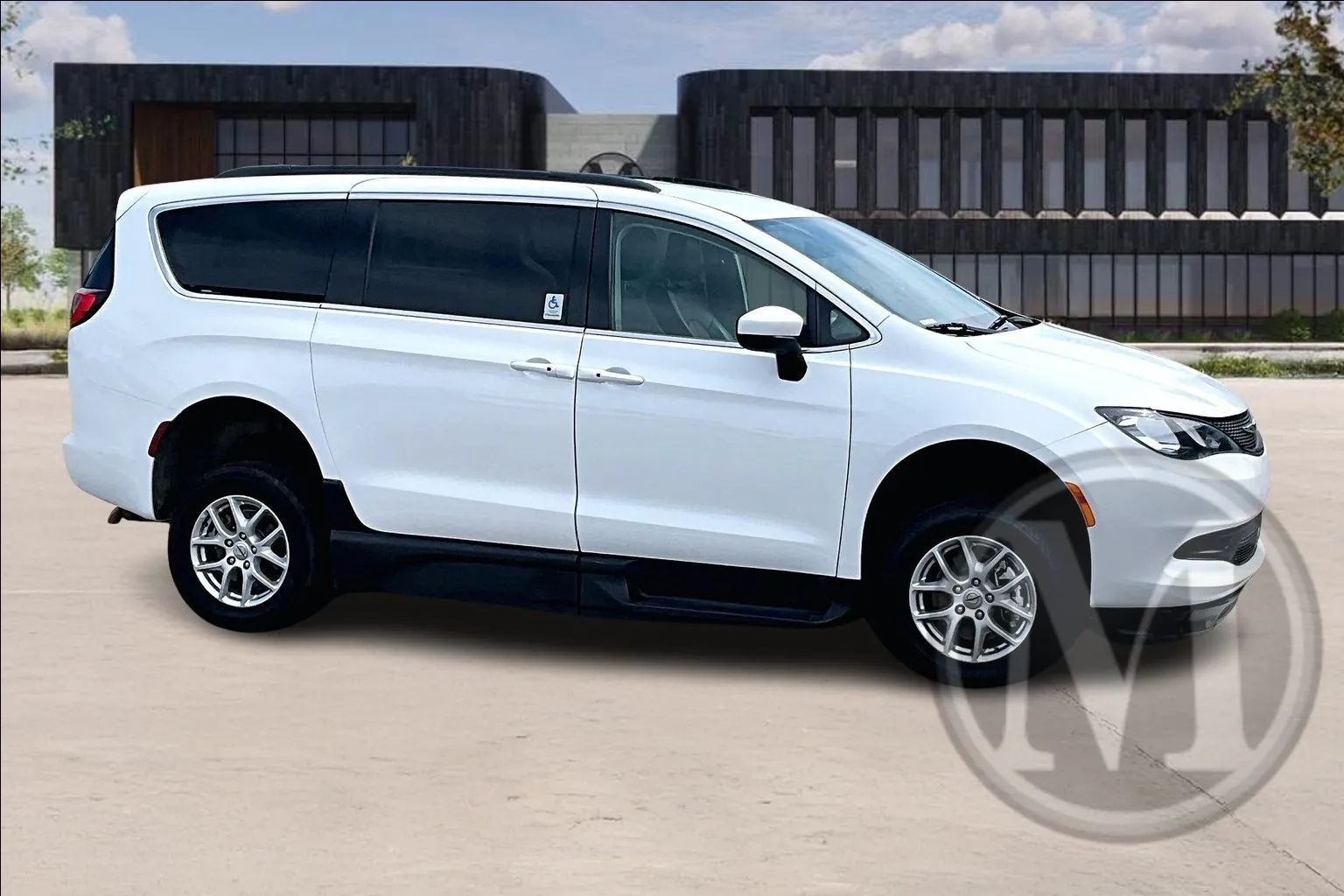 2021 Chrysler VOYAGER
