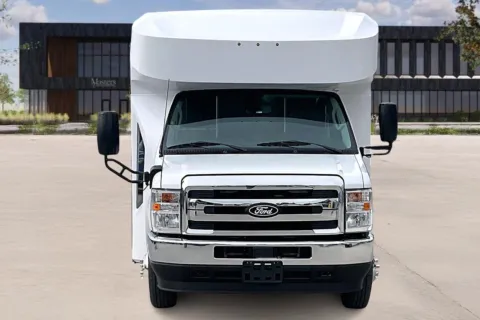Photos of 2027 Ford E450 for sale in Kansas City, MO at Master's Transportation - Kansas City