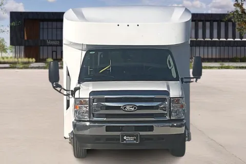 Photos of 2027 Ford E450 for sale in Kansas City, MO at Master's Transportation - Kansas City