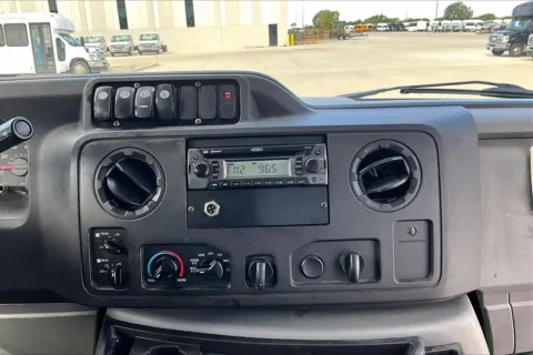 More photos of 2017 Ford E450 at Master's Transportation - Kansas City, MO