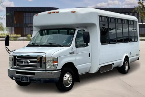Another view of 2013 Ford E450 for sale in Kansas City, MO at Master's Transportation - Kansas City