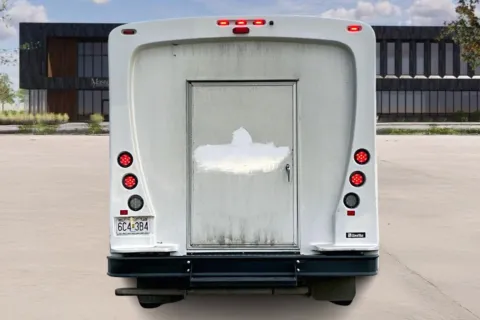 More photos of 2022 Chevrolet 3500 at Master's Transportation - Kansas City, MO
