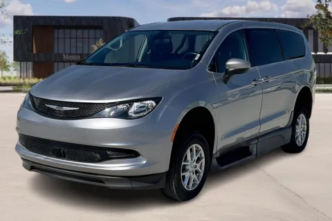 Another view of 2021 Chrysler VOYAGER for sale in Kansas City, MO at Master's Transportation - Kansas City