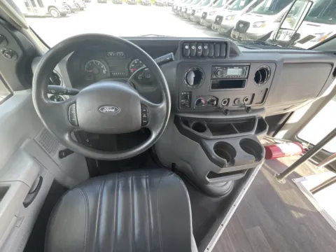 More photos of 2019 Ford E450 at Master's Transportation - Kansas City, MO