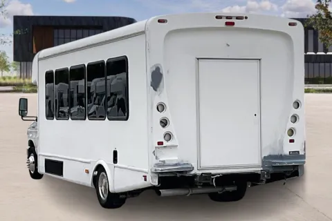 More photos of 2023 Ford E450 at Master's Transportation - Kansas City, MO