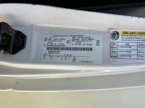 White 2023 Ford E450 for sale in Kansas City, MO