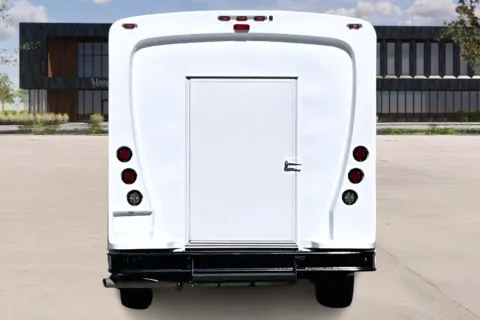 More photos of 2023 Ford E450 at Master's Transportation - Kansas City, MO