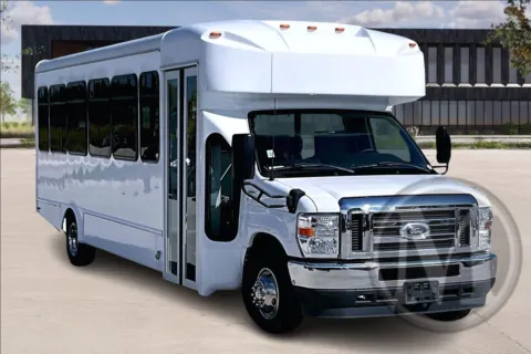 White 2024 Ford E450 for sale in Kansas City, MO