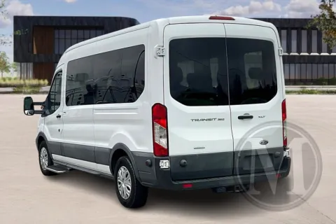 More photos of 2017 Ford Transit X2C at Master's Transportation - Kansas City, MO