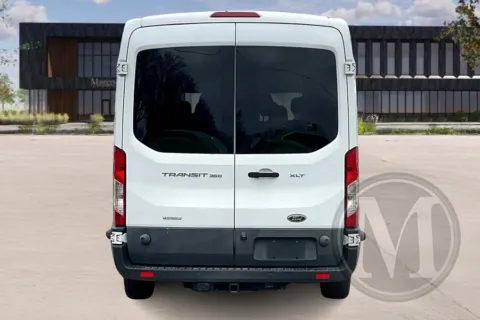 More photos of 2017 Ford Transit X2C at Master's Transportation - Kansas City, MO