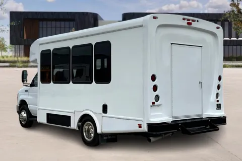 More photos of 2023 Ford E450 at Master's Transportation - Kansas City, MO