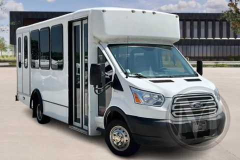 White 2019 World Trans 23T for sale in Kansas City, MO