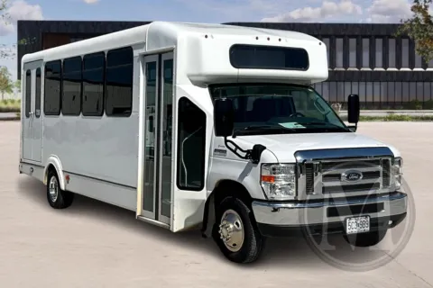 White 2019 Goshen Goshen for sale in Kansas City, MO