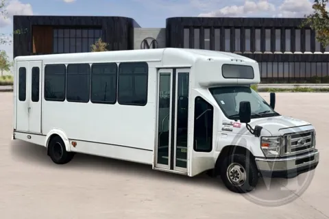 White 2019 Goshen CNG PREP for sale in Kansas City, MO